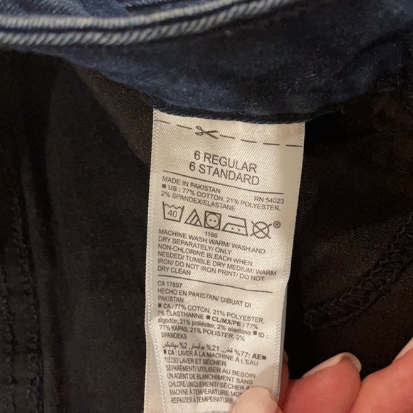 OLD NAVY: Rockstar Jeans x 3 - Picture 12 of 12